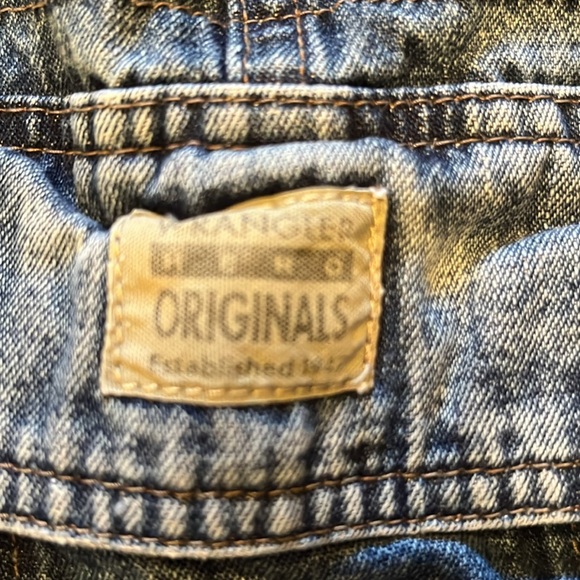 Men’s wrangler denim cargo shorts, size 32 waist - Picture 3 of 8